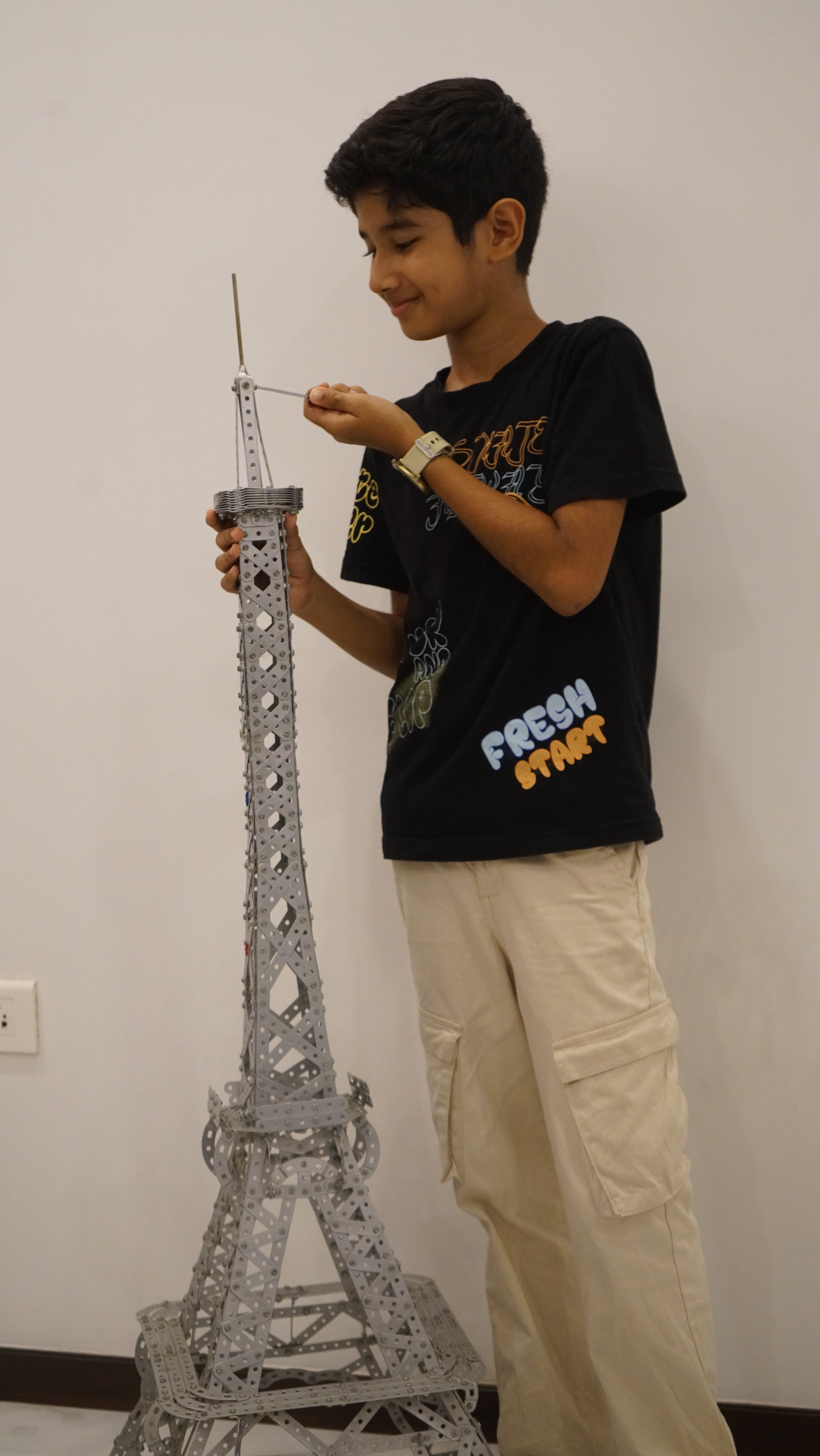 Mechanix Eiffel Tower Mega Build Construction Set