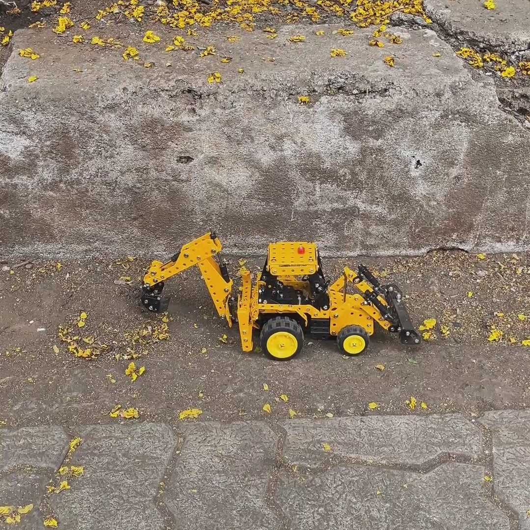 Mechanix Backhoe Loader Collector’s Edition